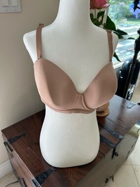 New w/ tags Wacoal Red Carpet Strapless Underwire Nude 36ddd